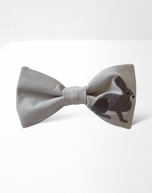 Mucha męska haftowana zając zajączek szara