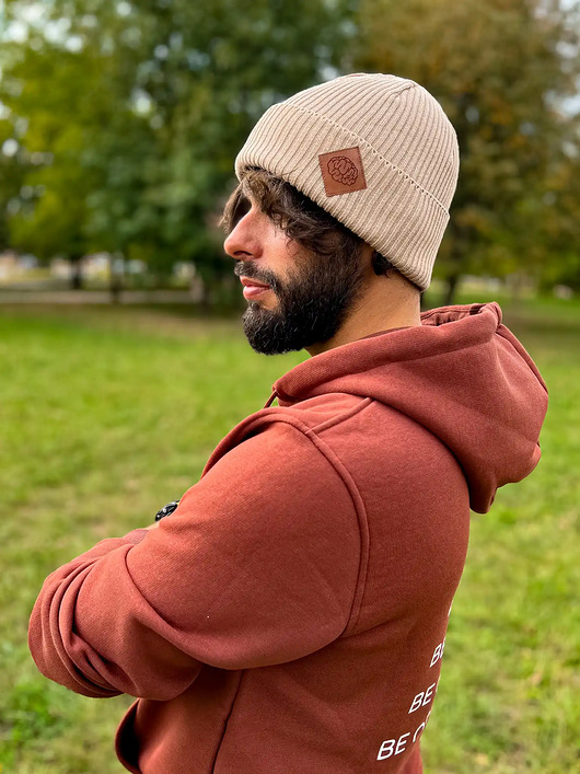 Męska bawełniana czapka beanie logo ekoskórka Beżowy