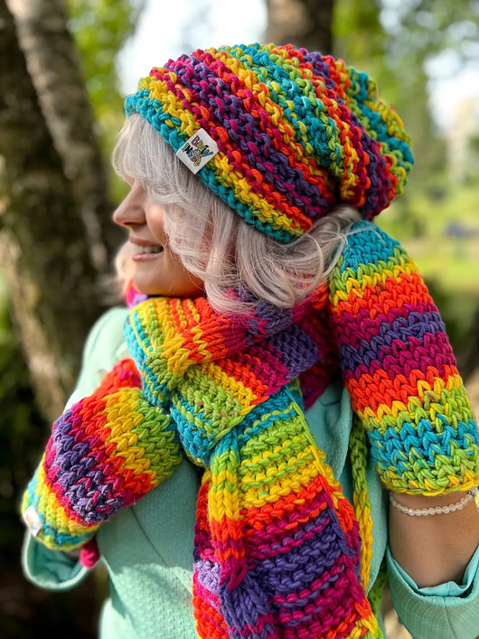 Czapka zimowa bez pompona NEVERLAND Tęcza