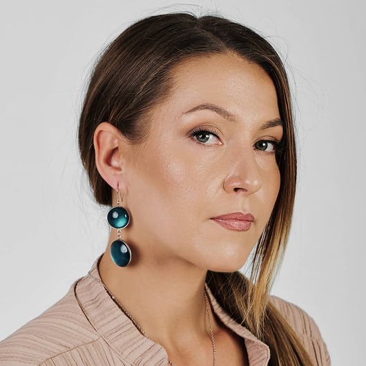 Perłowe kolczyki w odcieniu morza Lamia e7/17