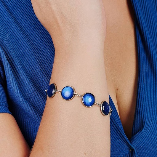 Perłowa bransoletka w odcieniu kobaltu e25/12