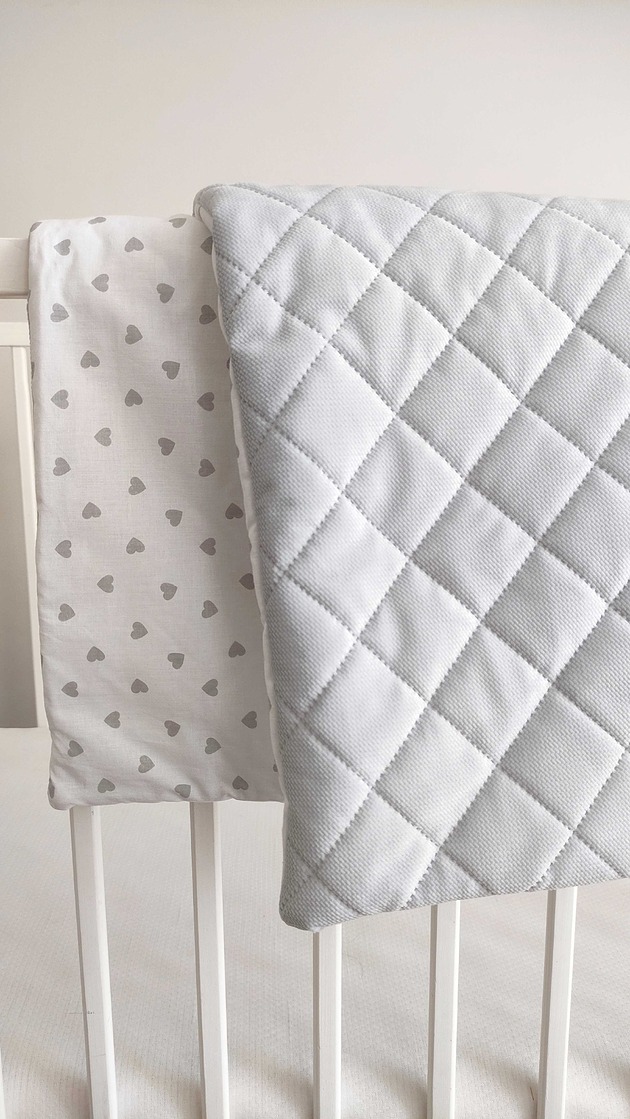 Dwustronny koc z wypełnieniem / pościel / narzuta (120x75cm)