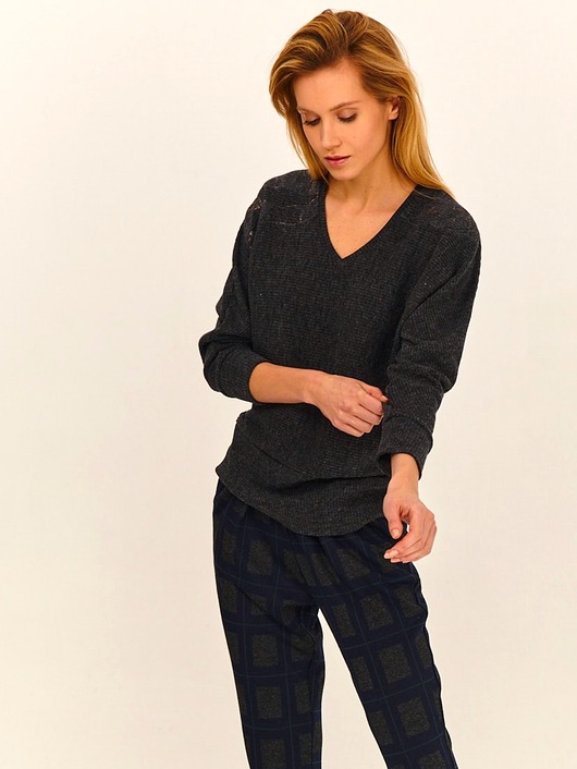 Sweterek z nadrukiem