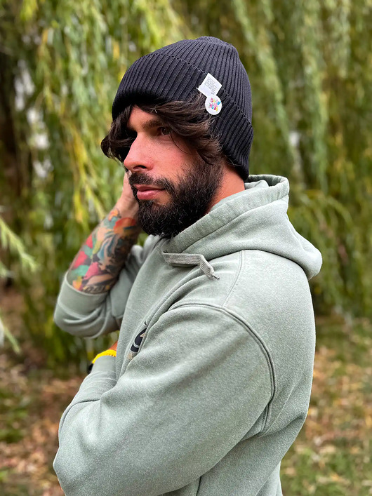 Męska czapka beanie z bawełny logo kolorowe Czarna