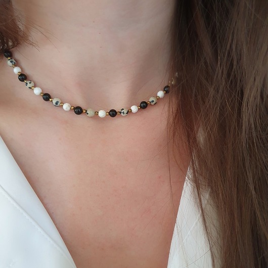 Naszyjnik z jaspisem dalmatyńskim