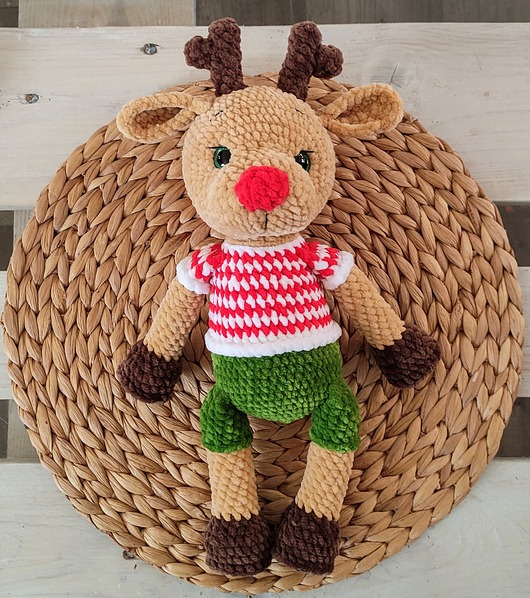 Szydełkowy świąteczny Renifer maskotka handmade