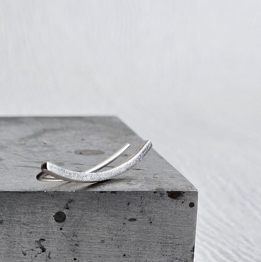 Nausznica srebrna długa kolczyk wsuwka