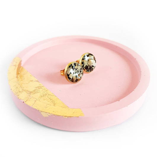 Jaspis dalmatyńczyk kolczyki sztyfty