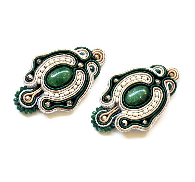 Sutaszowe kolczyki AZROU