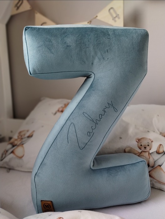 Poduszka dekoracyjna litera, literka, inicjały z imieniem - kolor do wyboru