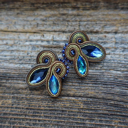 Brąz i niebieski - kolczyki sutasz