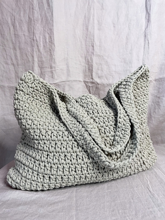 Kremowa torebka ze sznurka