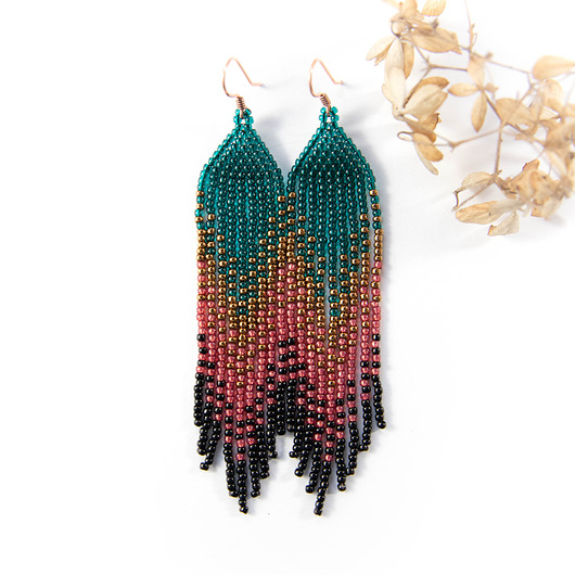 Kolczyki długie boho - zielony, czerwony, czarny