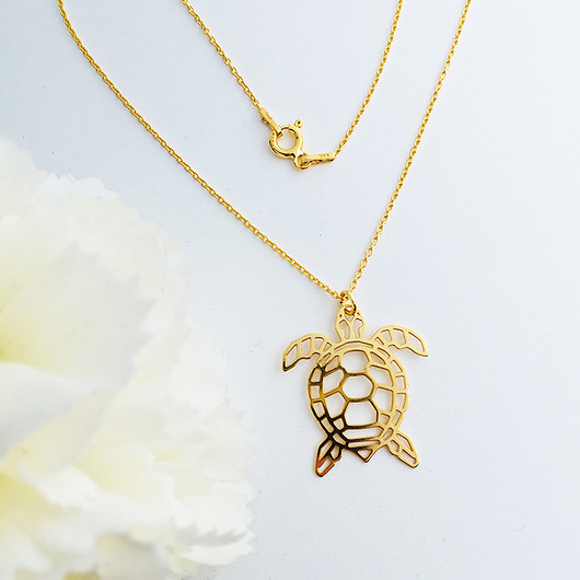 Naszyjnik z żółwiem, złoty żółwik