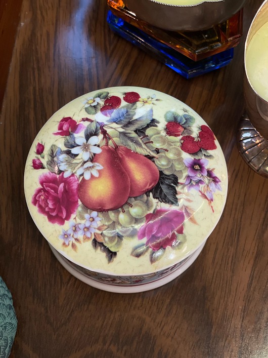 Świeca vintage porcelana puzderko