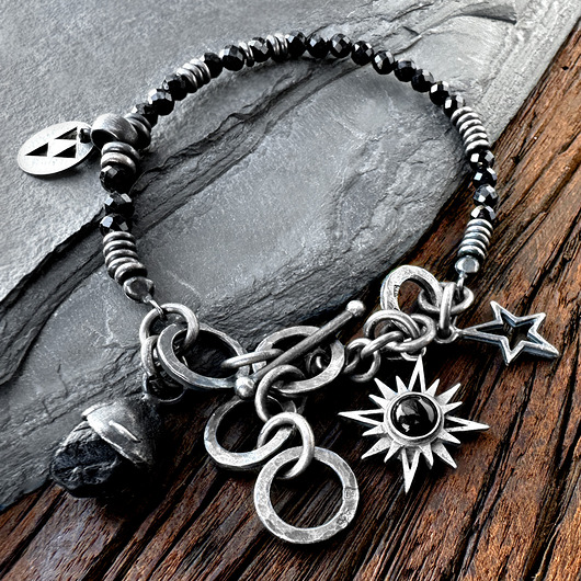 Srebrna bransoletka z Gwiazdą Wenus z czarnym onyksem i czarnym turmalinem