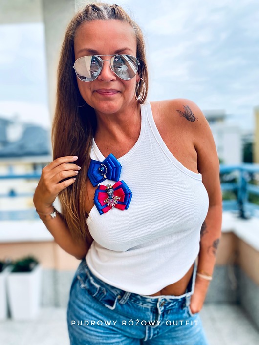 Brosza z Globusem WORLD Nowość