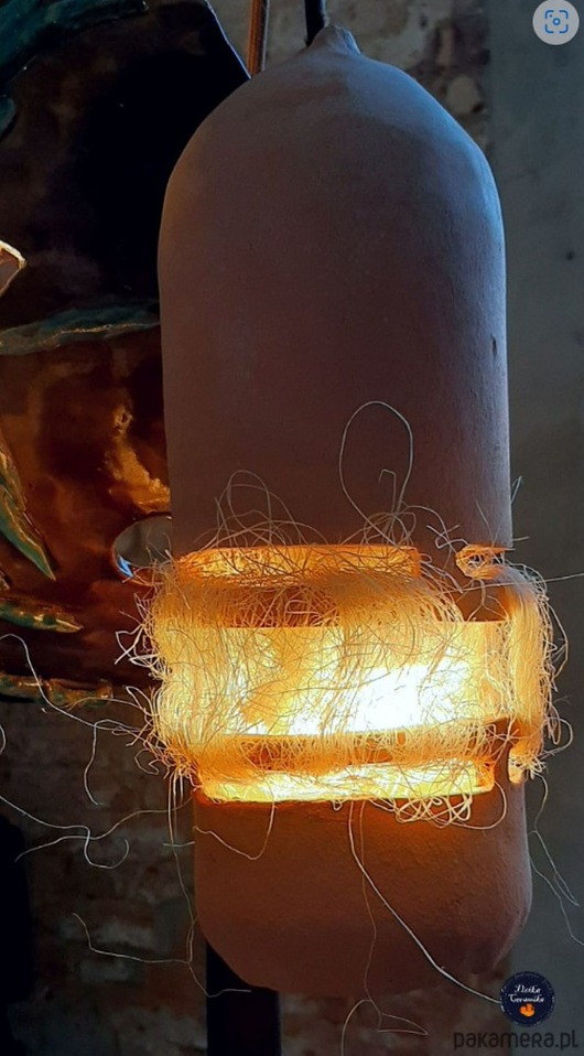 Lampa wisząca ceramiczna ,,Orzeszek- klimatyczna i ozdobna