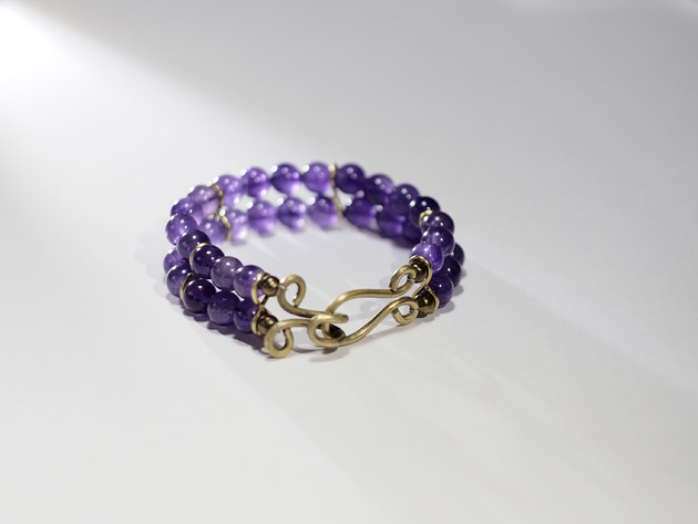 AMETYST z ręcznie kutym zapięciem