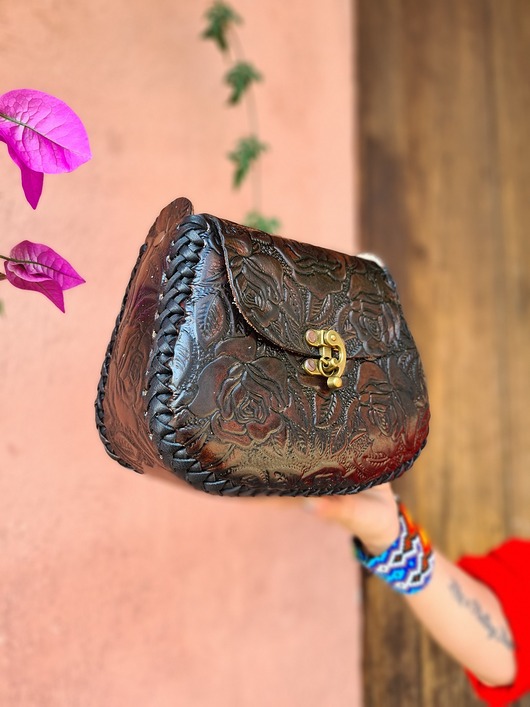 Torebka skórzana ręcznie robiona Flores Ciemnoróżowa