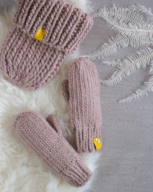 Wełniana czapka i rękawiczki z wełny i alpaki WOOLY pudrowy róż