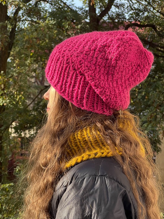 Zimowa czapka z wełny owczej i alpaki Purga malinowy róż