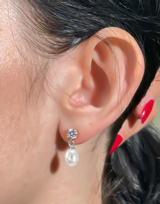 Kolczyki srebrne cyrkonia z białą perłą naturalną