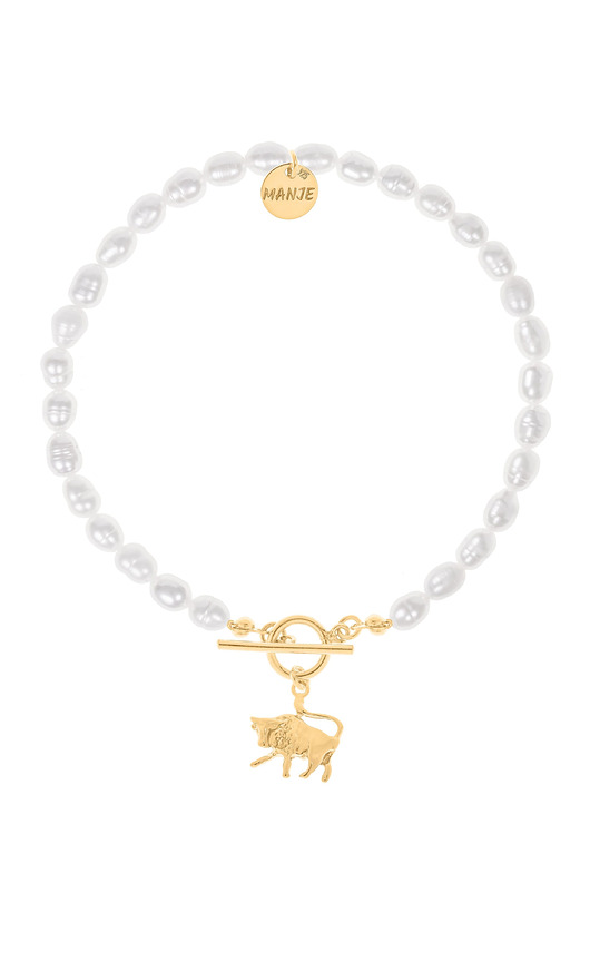Bransoletka z pereł z pozłacanym znakiem zodiaku Byk