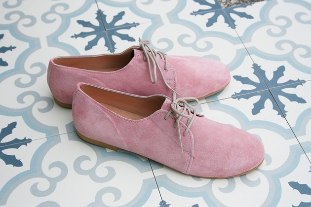 Zamszowe, skórzane buty damskie Oxford