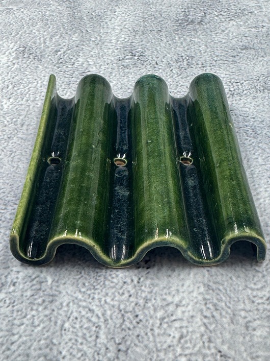 Mydelniczka Zielona Fala