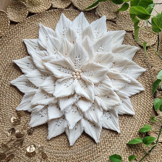Boho kwiat makrama na ścianę naturalny ecru