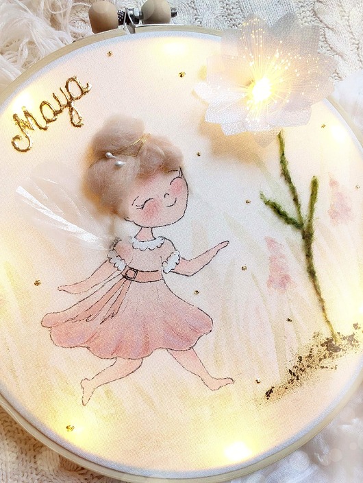 Podświetlany obrazek z kwiatową wróżką, dekoracja led