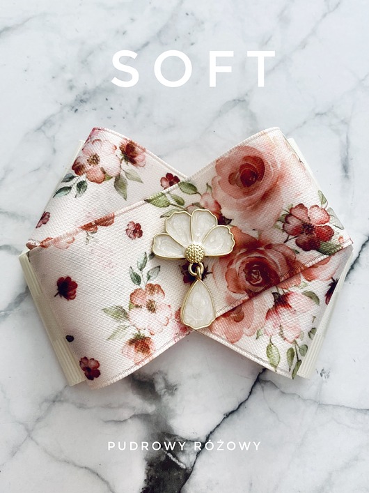 Brosza z kolekcji SOFT z satynowymi wstążkami kwiatowymi New