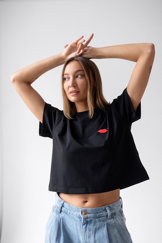 T-shirt Crop-Voila Czarny Usta