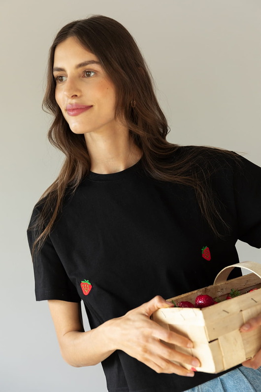 T-shirt Crop-Voila Czarny Truskawki