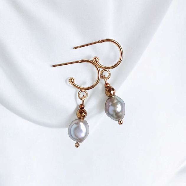 LUX. Srebrne perły - kolczyki na okrągłych sztyftach