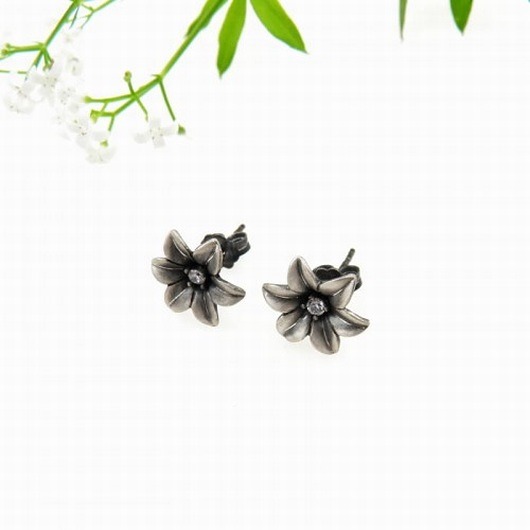 Kolczyki srebrne - Niezapominajki I na sztyftach