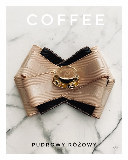 Brosza 3d z filiżanką kawy Cappuccino New