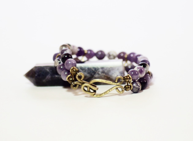 AMETYST CHEVRON z ręcznie kutym zapięciem