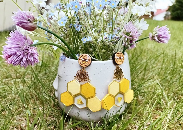 Unikatowe artystyczne kolczyki PLASTER MIODU