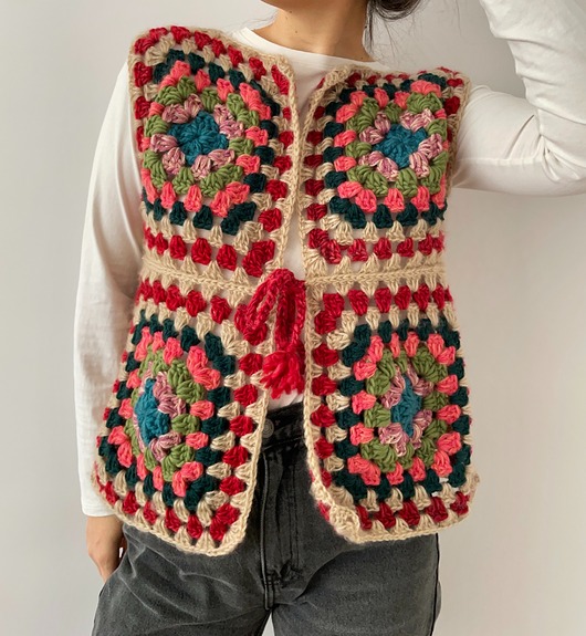 Dziergana kolorowa kamizelka S/M