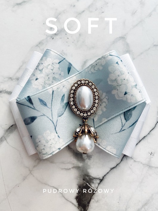 Brosza z kolekcji SOFT z satynowymi wstążkami kwiatowymi New