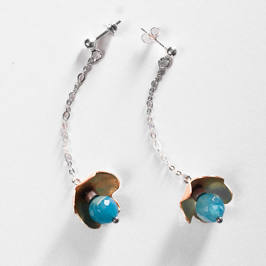 Kolczyki srebrne - kwiatki z agatem i mosiądzem. [PrK9]