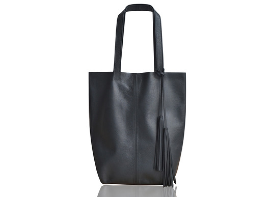 Skórzany worek z frędzlami