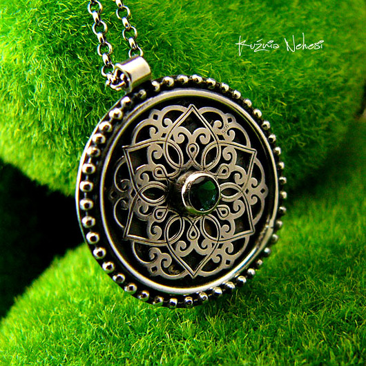 Naszyjnik Mandala - Srebro Topaz London Blue