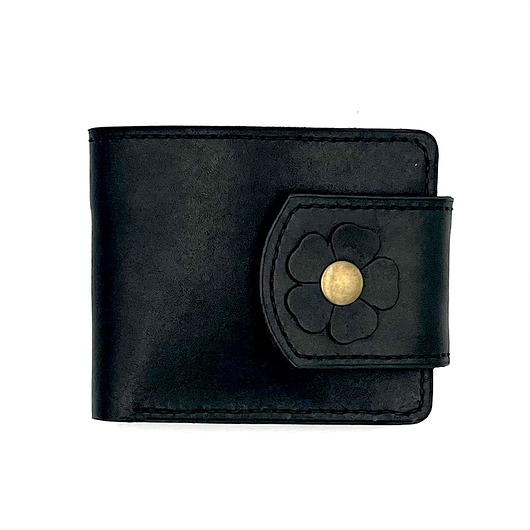 Czarny portfel skórzany ręcznie uszyty na bilon.