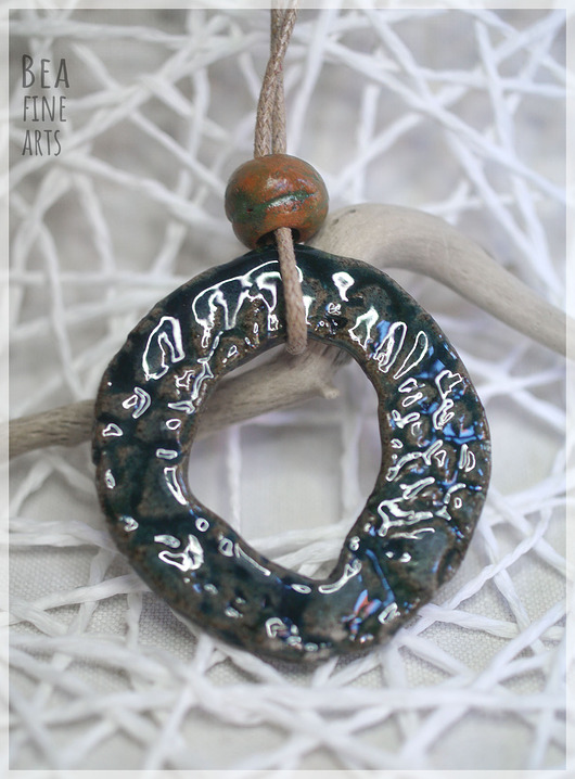 Rustykalny beżowy dwustronny wisior ceramiczny #5