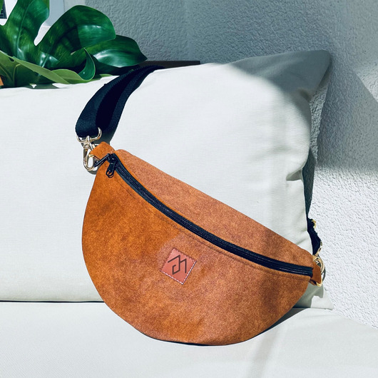 Nerka / torebka z weluru Mili Belt Bag M - brąz