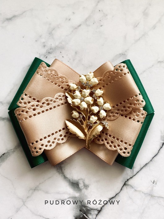 Kolekcja Kwiatowa Brosza z kwiatami