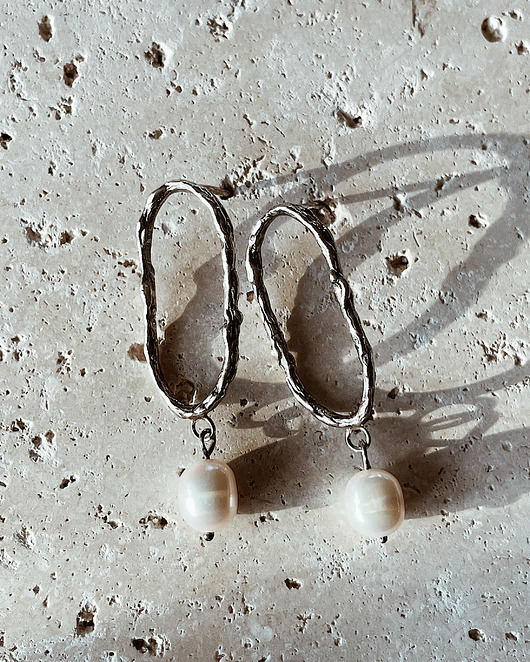 Kolczyki srebrne owale z perłą